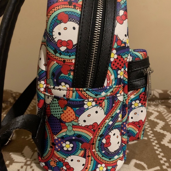 Loungefly Hello Kitty Backpack - Picture 4 of 8